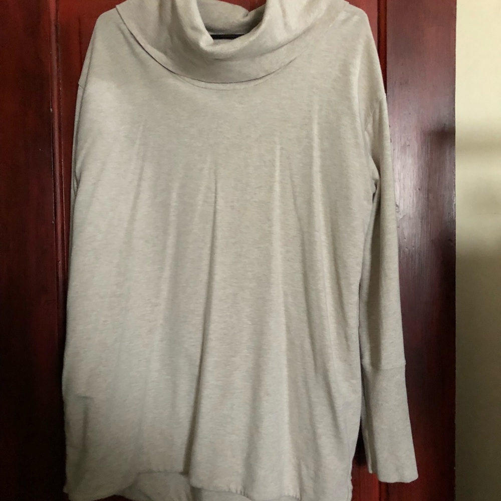Clothes - Picture 8 of 8